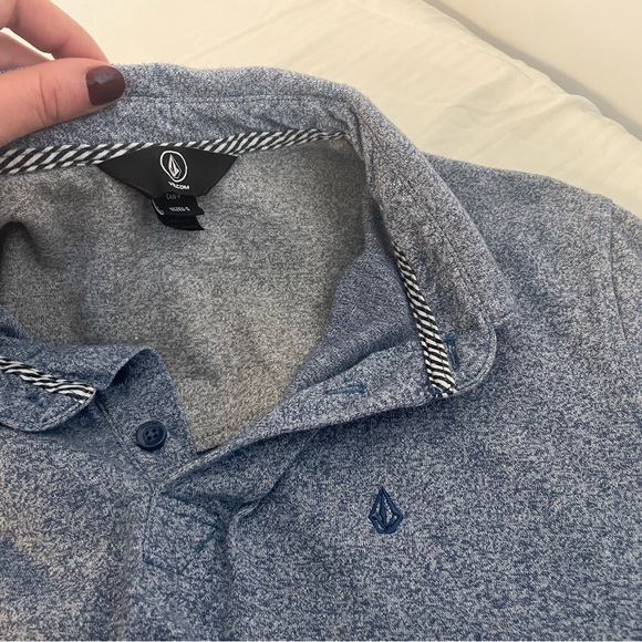 Comfortable Soft Cotton Volcom Polo - Picture 9 of 12